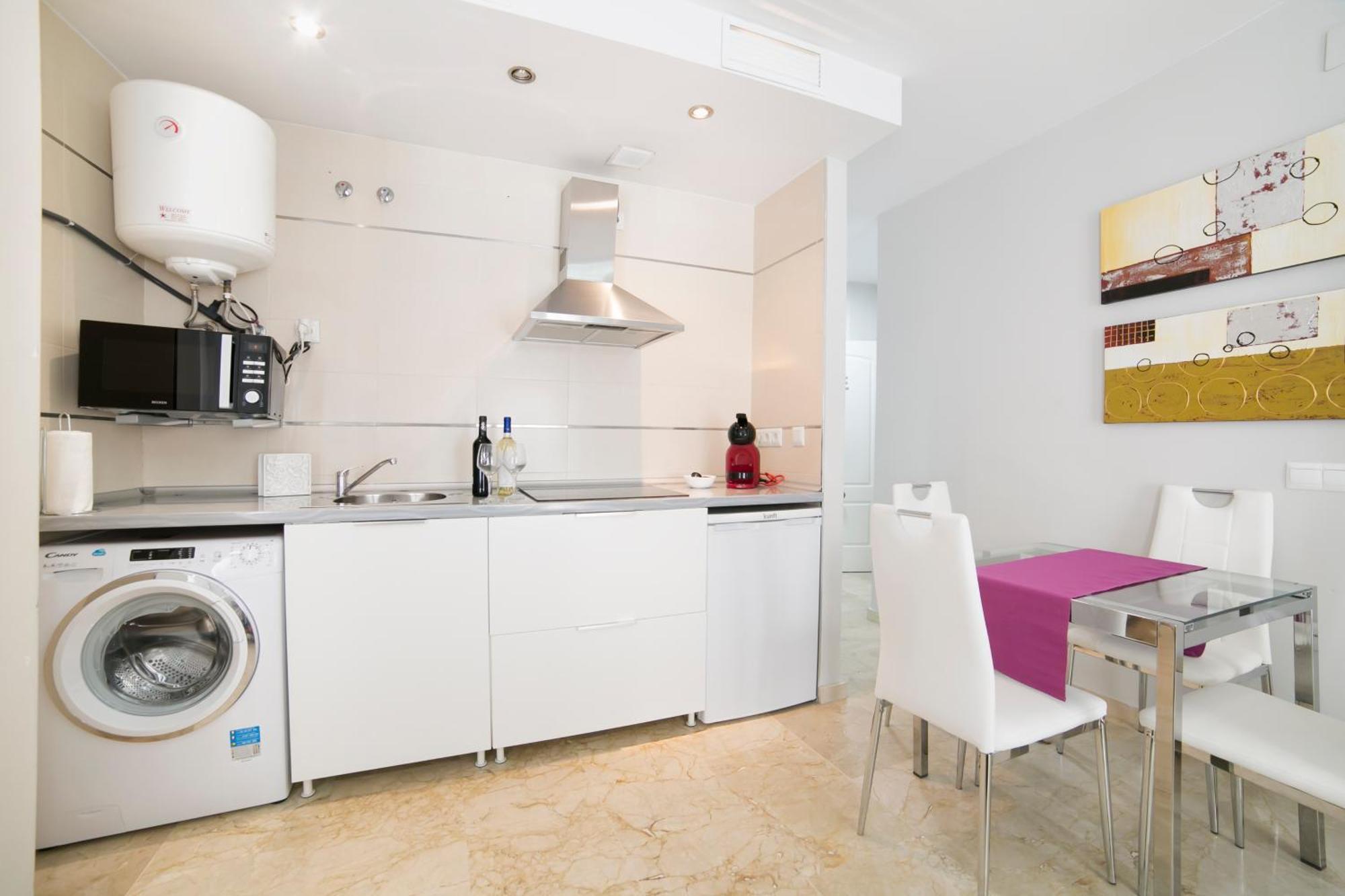 Apartamentos Salamanca Malaga Phòng bức ảnh