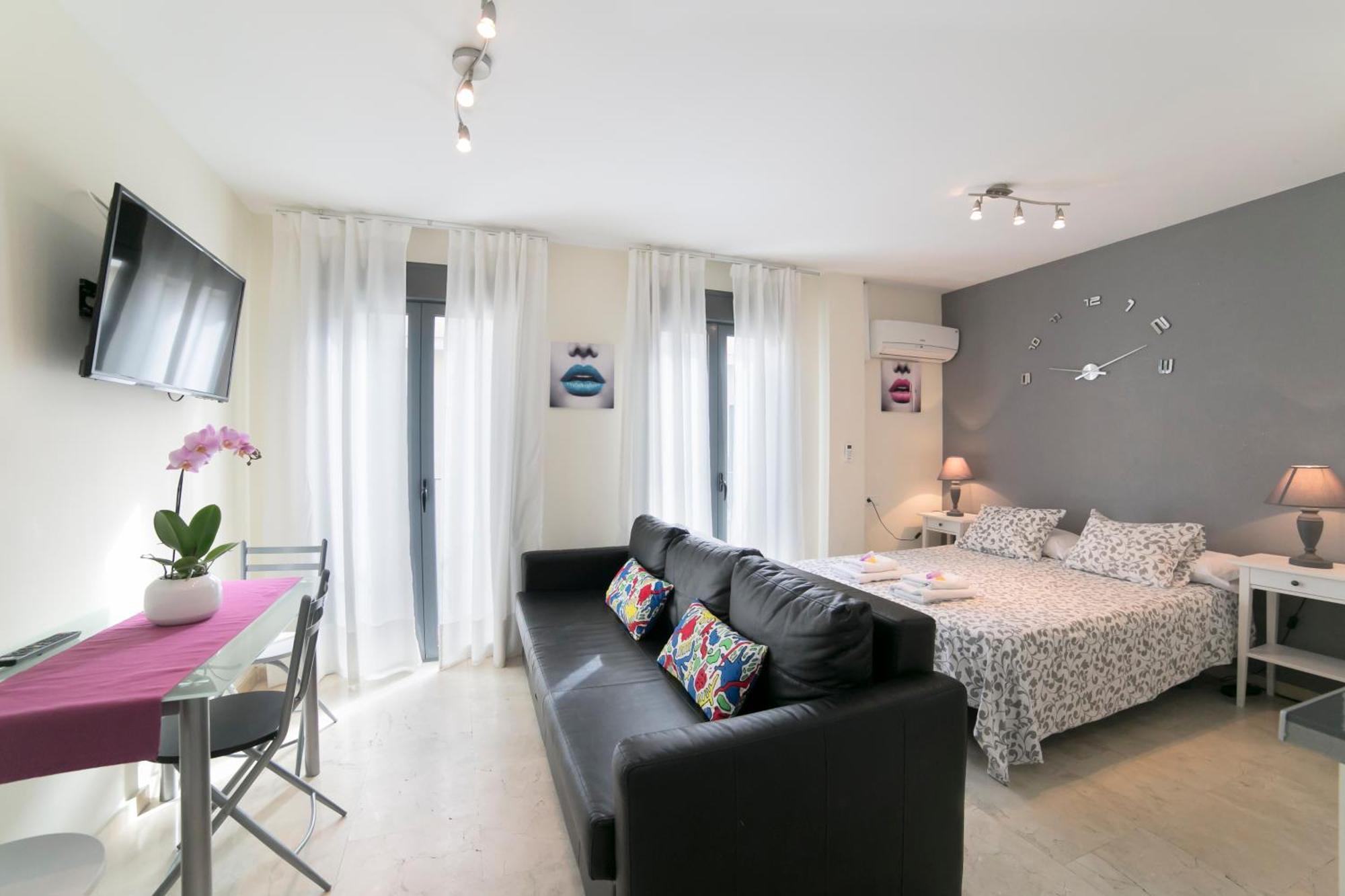 Apartamentos Salamanca Malaga Phòng bức ảnh
