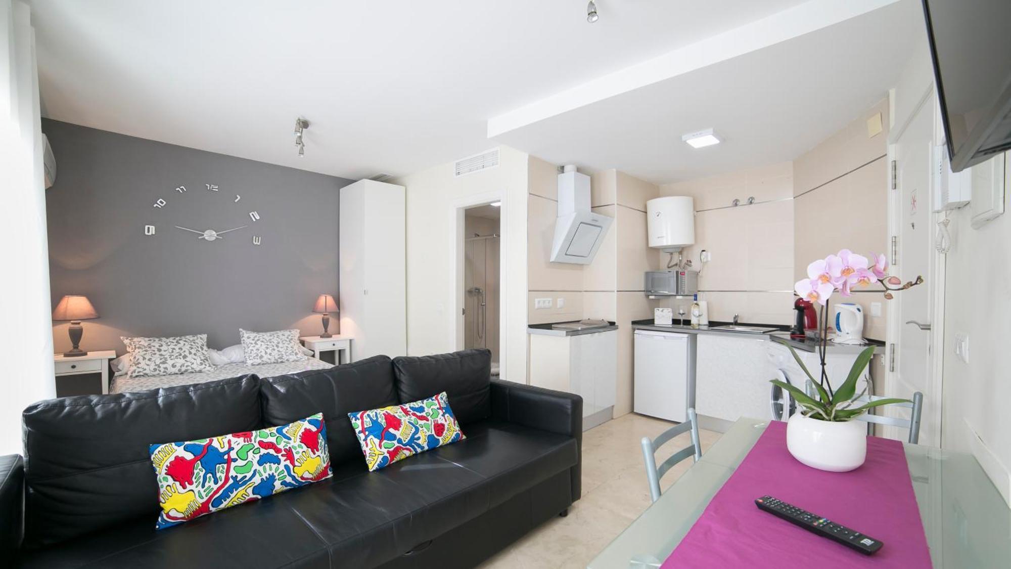 Apartamentos Salamanca Malaga Phòng bức ảnh